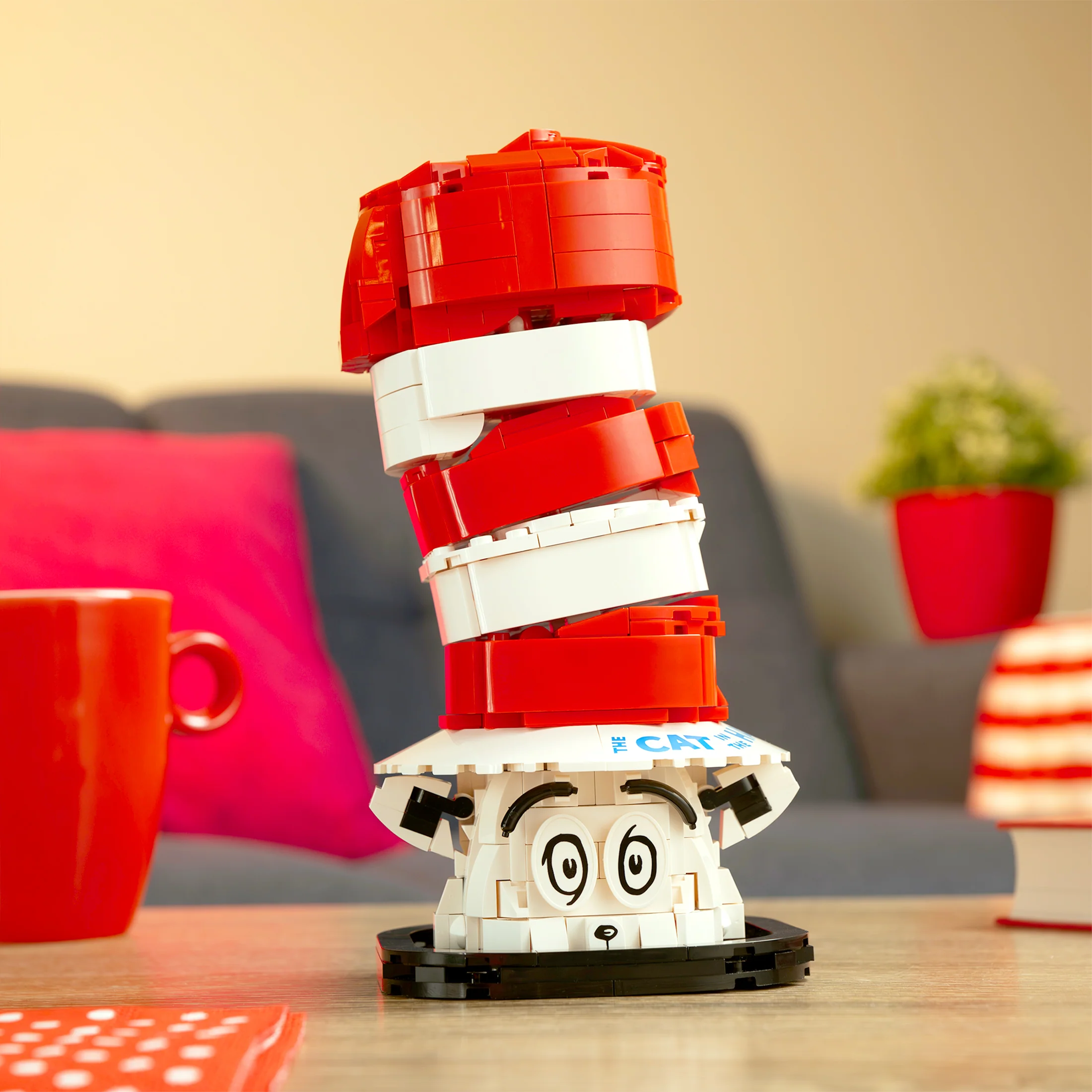 Dr. Seuss Cat In The Hat - Image 6