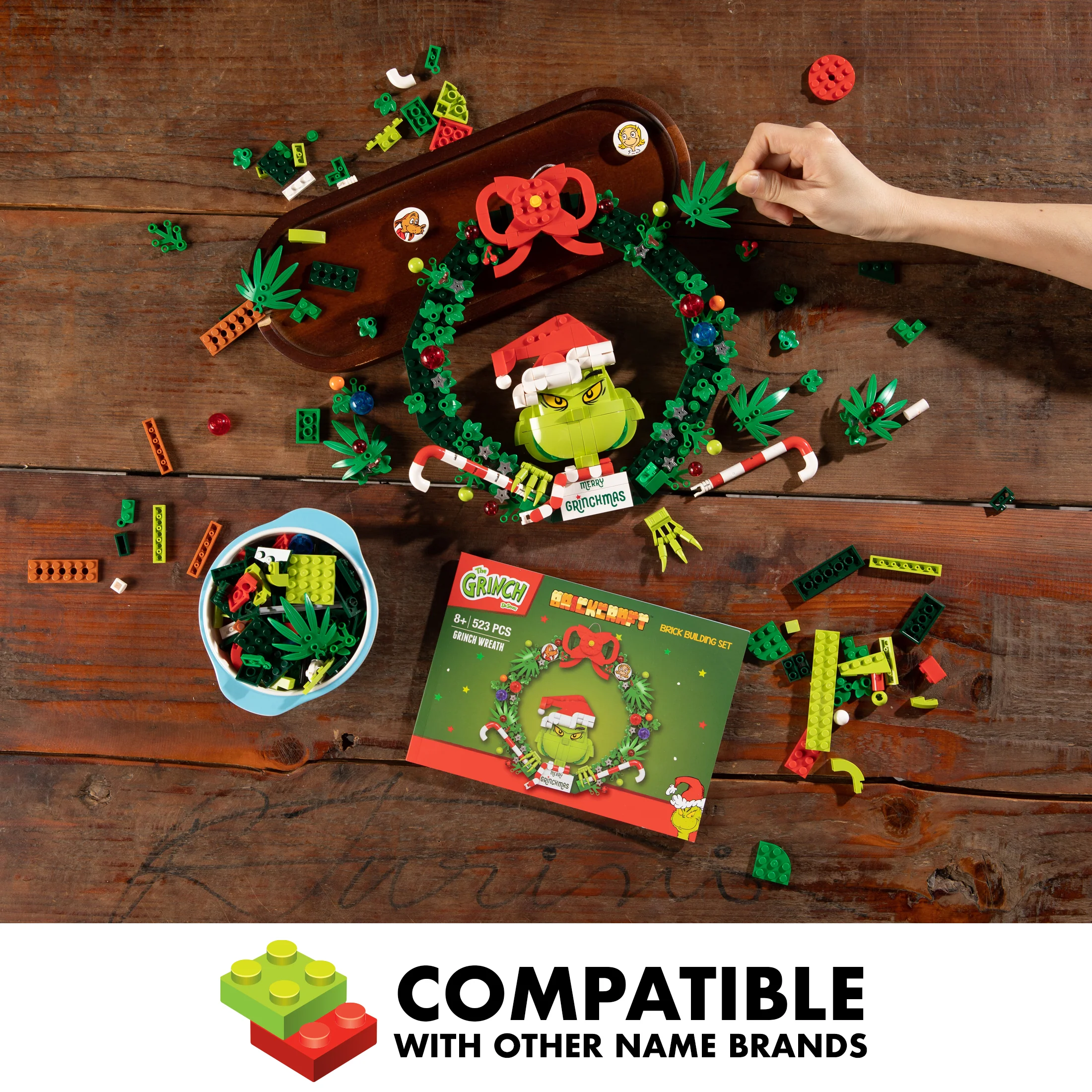 Grinch Wreath - Image 10