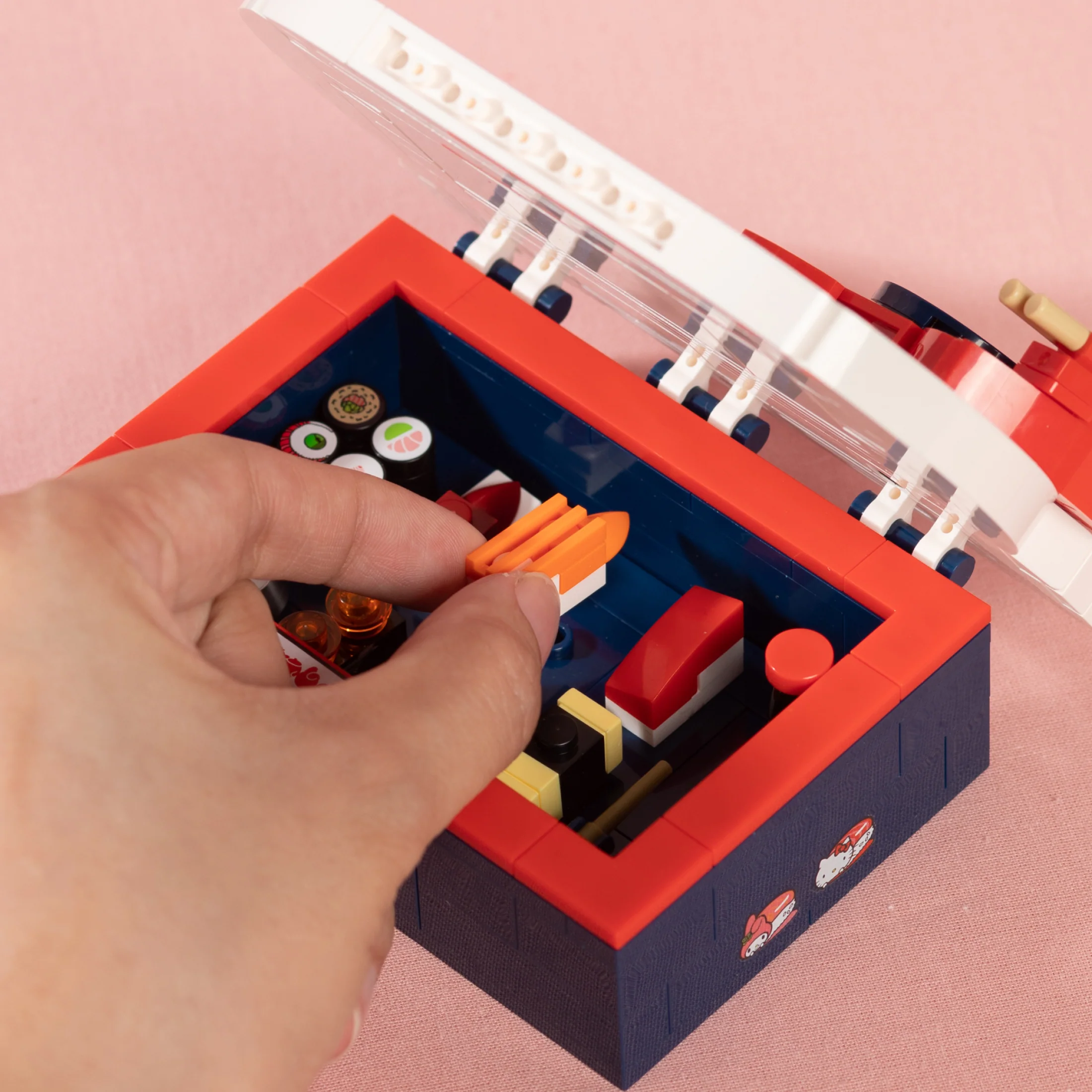 Hello Kitty Bento Box - Image 6
