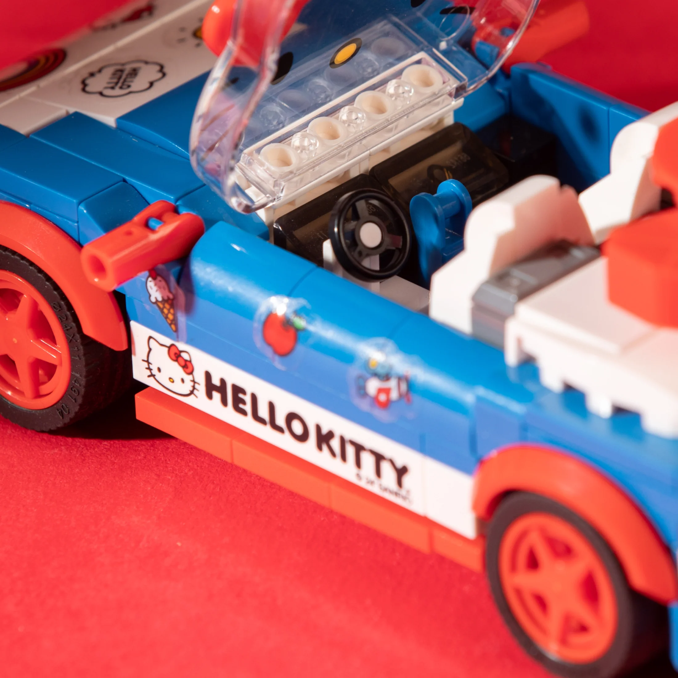 Hello Kitty Convertible - Image 6
