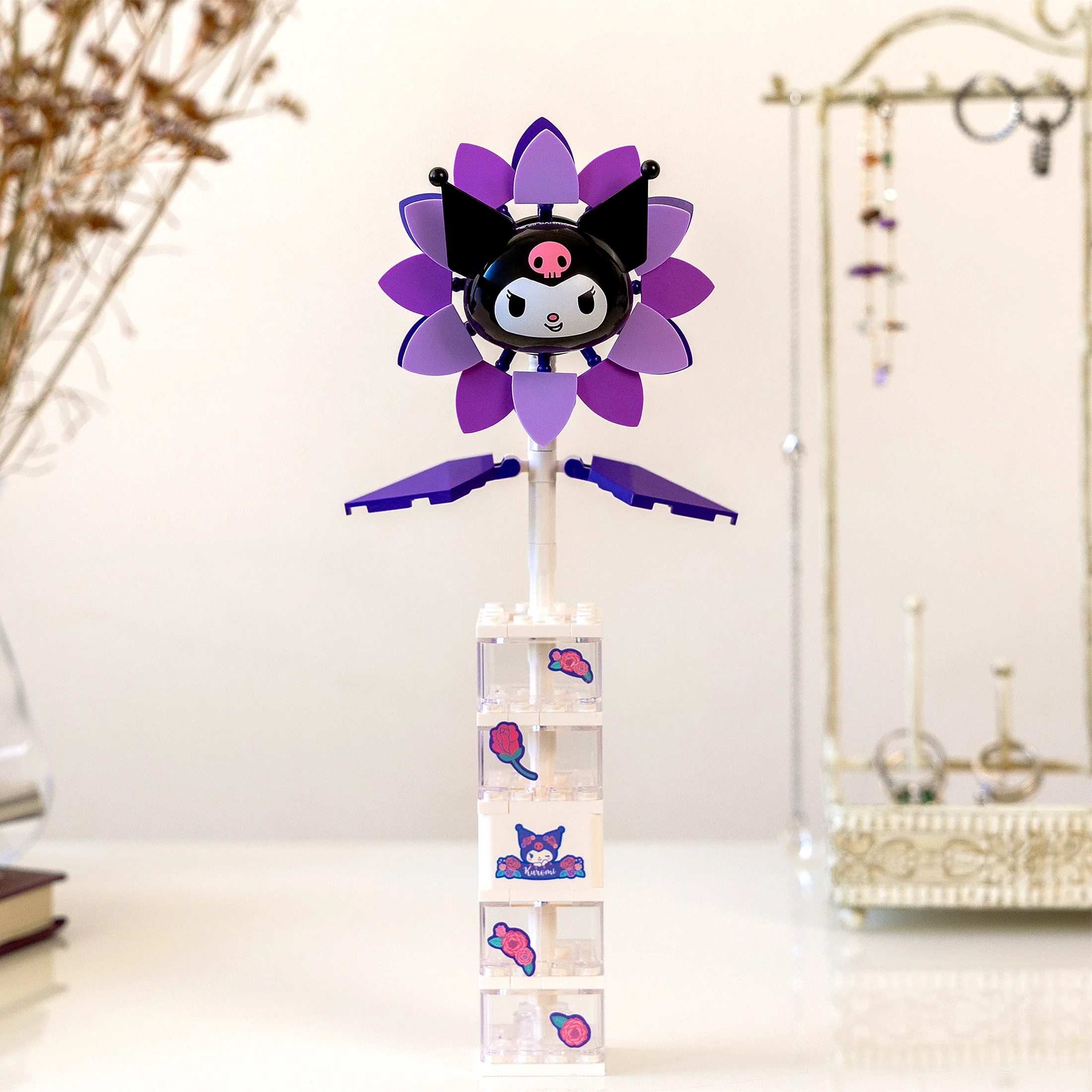 Kuromi Flower & Vase - Image 4